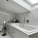 Villa Iduna Mit Modern Desingten Apartments Daire