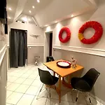 Villa Iduna Mit Modern Desingten Apartments Daire