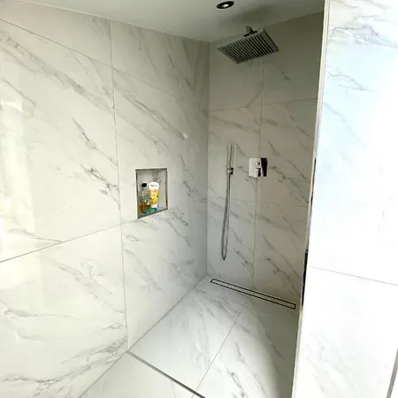 Iduna Mit 4 Deluxe