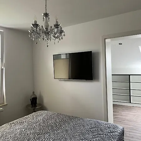 Iduna Mit Modern Desingten *