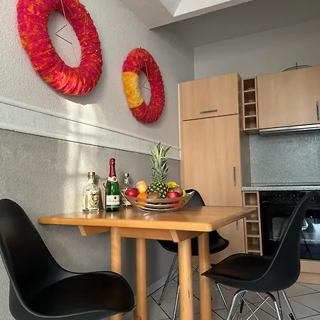 Iduna Mit 4 Deluxe דירה *